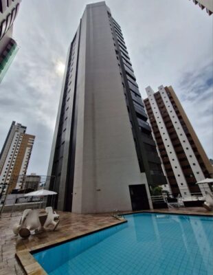 APARTAMENTO EM TAMBAU COM 165M2